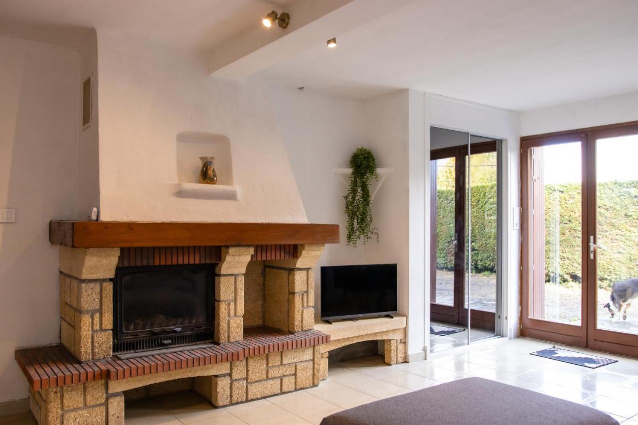 Ferienwohnung Vue Du Gar Saléchan Exterior foto